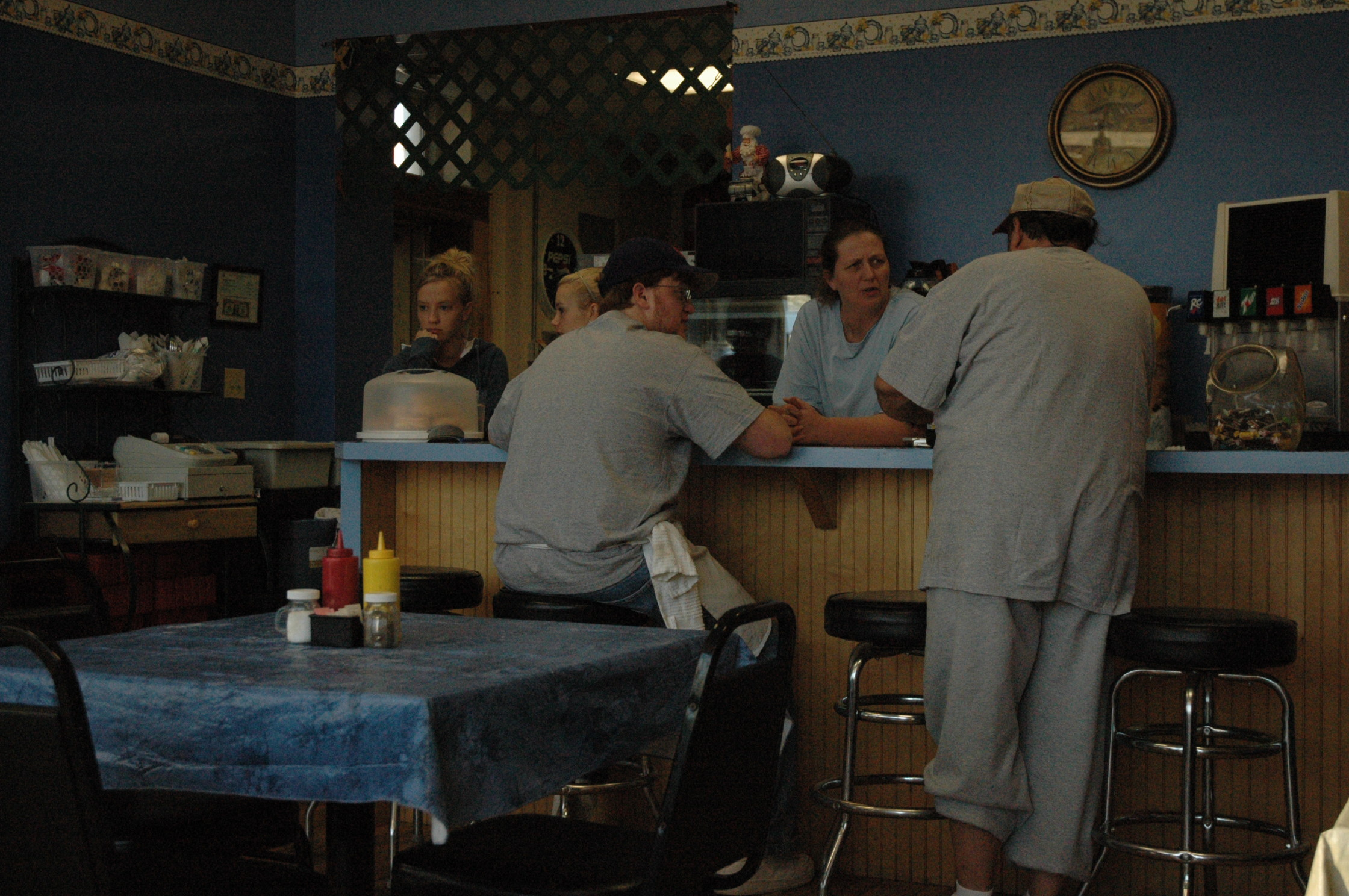2006 Chestnut St Cafe